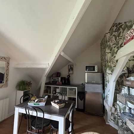 Une Ambiance Cosy Avec Jardin Privatif Nassandres Esterno foto