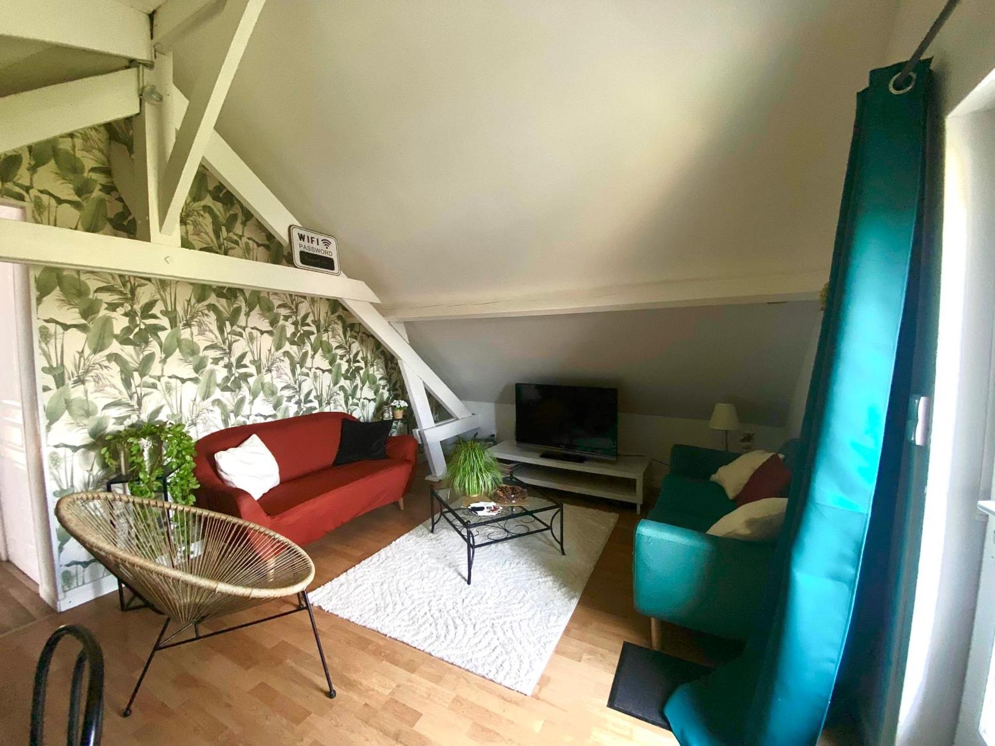 Une Ambiance Cosy Avec Jardin Privatif Nassandres Esterno foto